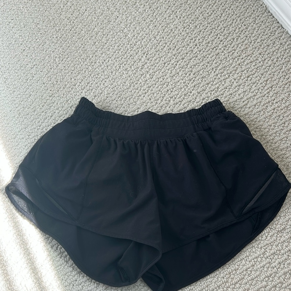 Lululemon Hotty hot shorts